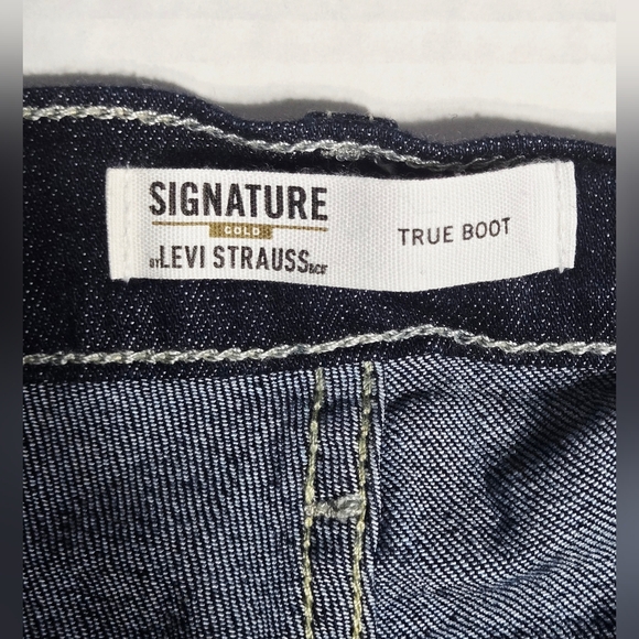 Levi Strauss Signature Gold Women's True Boot Jean Mid-Rise Stretch Denim 26 W38 - Picture 7 of 13